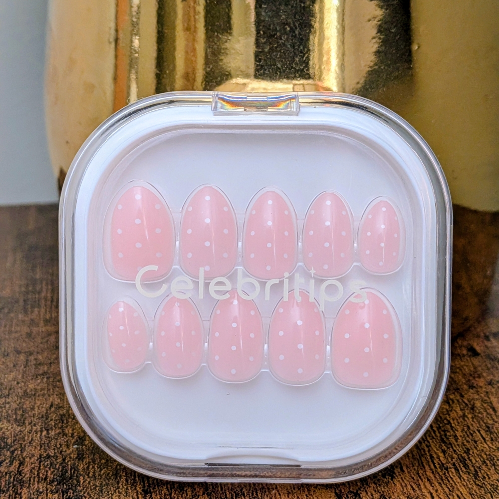 Celebrities Press-On Nails in Pink Polka Dot
